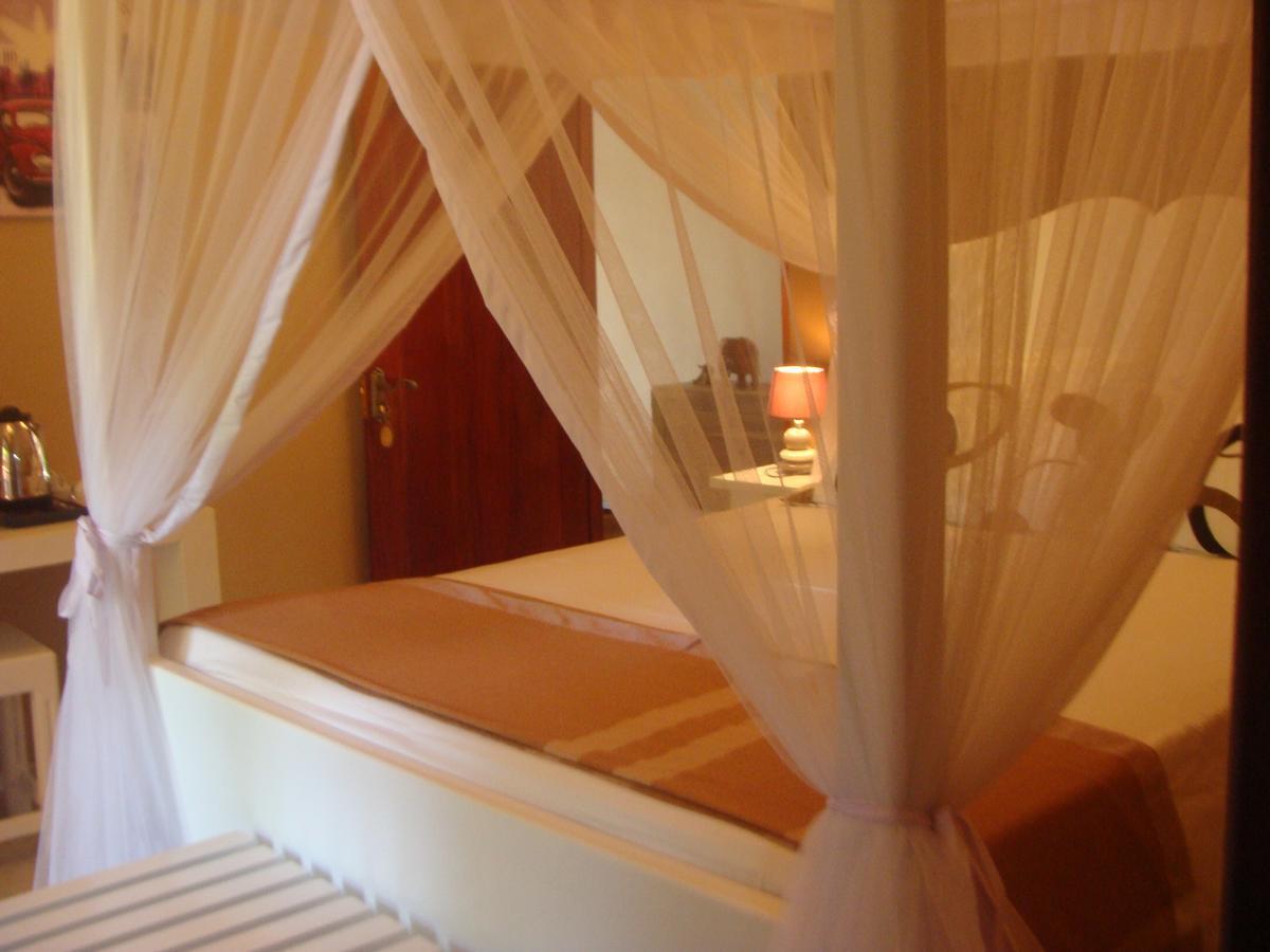 Jacks Bed And Breakfast Talpe Exterior foto